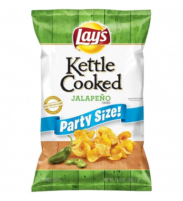 Lay S Kettle Cooked Jalapeno Flavored Potato Chips 13 5 Oz Bag